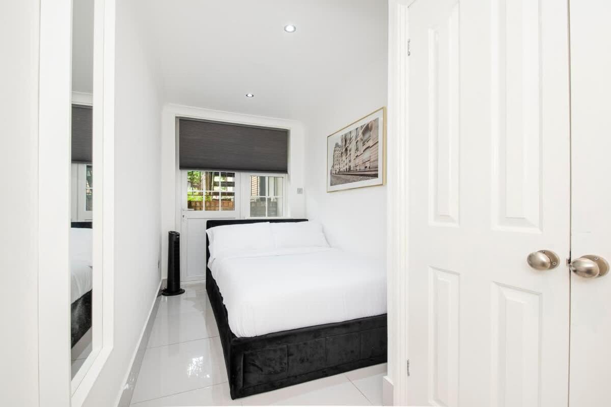 Kensington 2 Bed With Garden